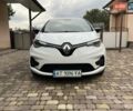 Белый Рено Зое, объемом двигателя 0 л и пробегом 54 тыс. км за 13200 $, фото 1 на Automoto.ua