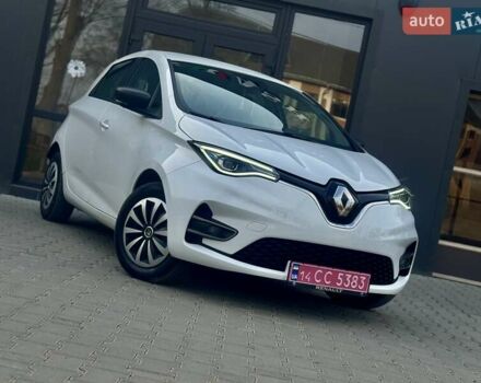 Белый Рено Зое, объемом двигателя 0 л и пробегом 86 тыс. км за 10850 $, фото 2 на Automoto.ua