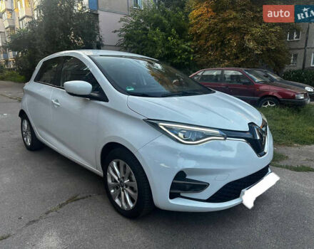 Белый Рено Зое, объемом двигателя 0 л и пробегом 26 тыс. км за 13888 $, фото 9 на Automoto.ua