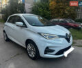 Белый Рено Зое, объемом двигателя 0 л и пробегом 26 тыс. км за 13888 $, фото 9 на Automoto.ua