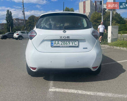 Білий Рено Зое, об'ємом двигуна 0 л та пробігом 60 тис. км за 11500 $, фото 6 на Automoto.ua