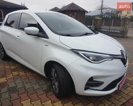 Белый Рено Зое, объемом двигателя 0 л и пробегом 122 тыс. км за 13000 $, фото 17 на Automoto.ua