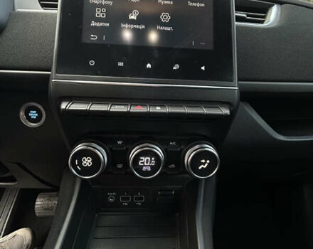 Белый Рено Зое, объемом двигателя 0 л и пробегом 52 тыс. км за 11590 $, фото 17 на Automoto.ua