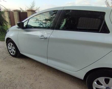 Рено Зое 2020 в Виннице на Automoto.ua Белый Рено Зое, объемом двигателя 0 л и пробегом 34 тыс. км за 13500 $, фото 1 на Automoto.ua