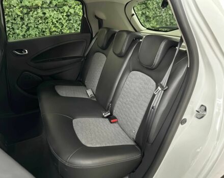 Рено Зое 2020 в Одессе на Automoto.ua Белый Рено Зое, объемом двигателя 0 л и пробегом 46 тыс. км за 8300 $, фото 10 на Automoto.ua