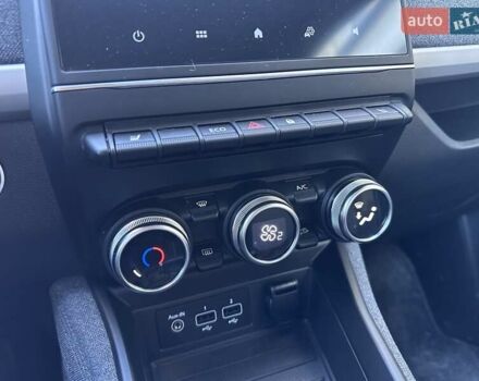 Белый Рено Зое, объемом двигателя 0 л и пробегом 83 тыс. км за 11999 $, фото 22 на Automoto.ua