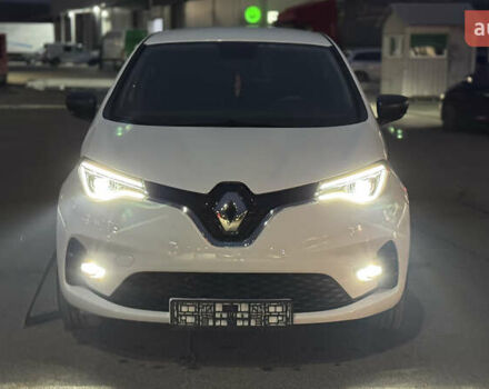 Белый Рено Зое, объемом двигателя 0 л и пробегом 44 тыс. км за 12950 $, фото 14 на Automoto.ua