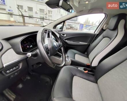 Рено Зое 2020 в Киеве на Automoto.ua Белый Рено Зое, объемом двигателя 0 л и пробегом 112 тыс. км за 13333 $, фото 49 на Automoto.ua