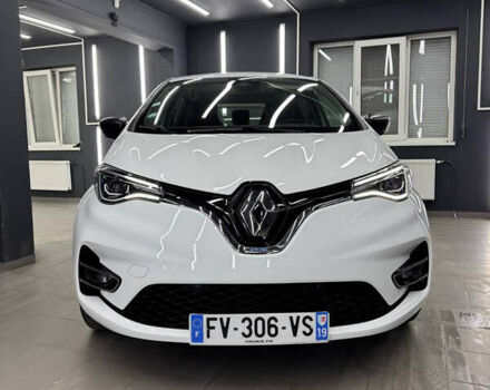 Белый Рено Зое, объемом двигателя 0 л и пробегом 46 тыс. км за 12150 $, фото 4 на Automoto.ua
