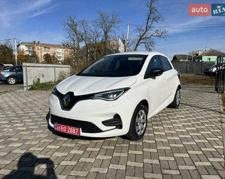 Белый Рено Зое, объемом двигателя 0 л и пробегом 56 тыс. км за 12500 $, фото 6 на Automoto.ua