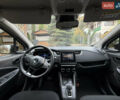 Белый Рено Зое, объемом двигателя 0 л и пробегом 30 тыс. км за 12300 $, фото 17 на Automoto.ua