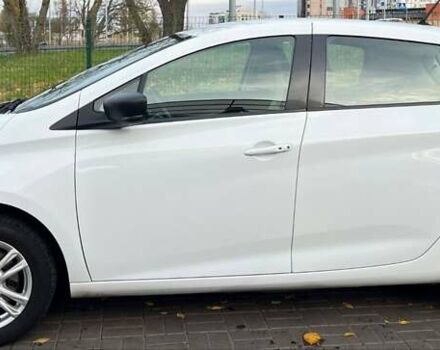 Белый Рено Зое, объемом двигателя 0 л и пробегом 52 тыс. км за 12200 $, фото 8 на Automoto.ua