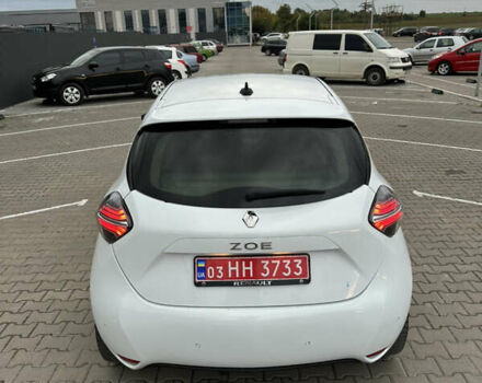 Белый Рено Зое, объемом двигателя 0 л и пробегом 88 тыс. км за 12300 $, фото 10 на Automoto.ua