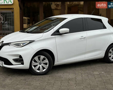 Белый Рено Зое, объемом двигателя 0 л и пробегом 31 тыс. км за 11999 $, фото 8 на Automoto.ua