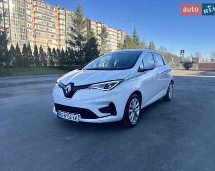 Белый Рено Зое, объемом двигателя 0 л и пробегом 83 тыс. км за 11999 $, фото 2 на Automoto.ua