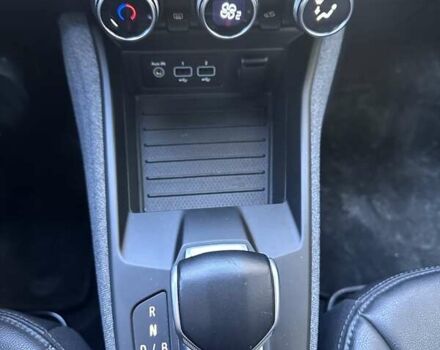 Белый Рено Зое, объемом двигателя 0 л и пробегом 83 тыс. км за 11999 $, фото 19 на Automoto.ua