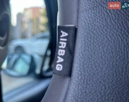 Белый Рено Зое, объемом двигателя 0 л и пробегом 83 тыс. км за 11999 $, фото 14 на Automoto.ua