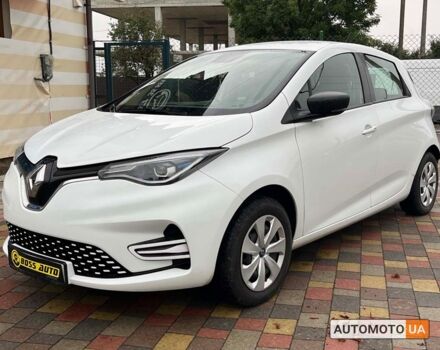 Белый Рено Зое, объемом двигателя 52 л и пробегом 85 тыс. км за 14000 $, фото 2 на Automoto.ua