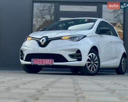 Белый Рено Зое, объемом двигателя 0 л и пробегом 86 тыс. км за 10850 $, фото 27 на Automoto.ua