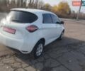 Белый Рено Зое, объемом двигателя 0 л и пробегом 56 тыс. км за 13500 $, фото 21 на Automoto.ua