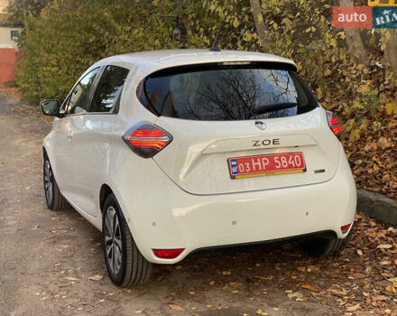 Белый Рено Зое, объемом двигателя 0 л и пробегом 90 тыс. км за 13750 $, фото 5 на Automoto.ua