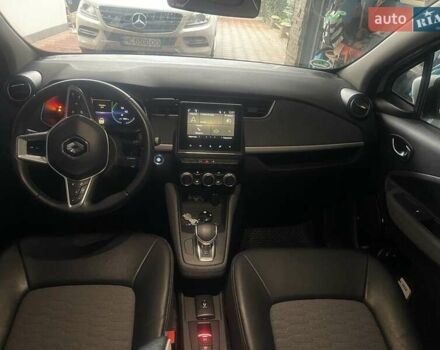 Білий Рено Зое, об'ємом двигуна 0 л та пробігом 40 тис. км за 13200 $, фото 2 на Automoto.ua