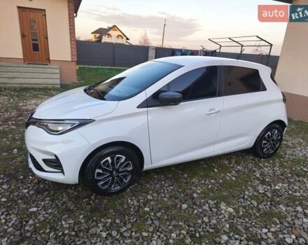 Білий Рено Зое, об'ємом двигуна 0 л та пробігом 98 тис. км за 10950 $, фото 3 на Automoto.ua