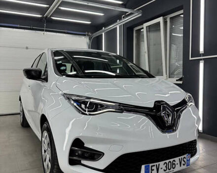Белый Рено Зое, объемом двигателя 0 л и пробегом 46 тыс. км за 12150 $, фото 1 на Automoto.ua