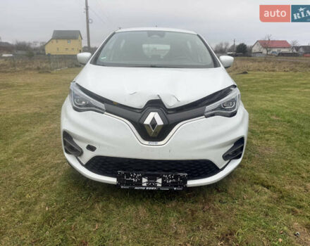 Белый Рено Зое, объемом двигателя 0 л и пробегом 33 тыс. км за 6950 $, фото 3 на Automoto.ua