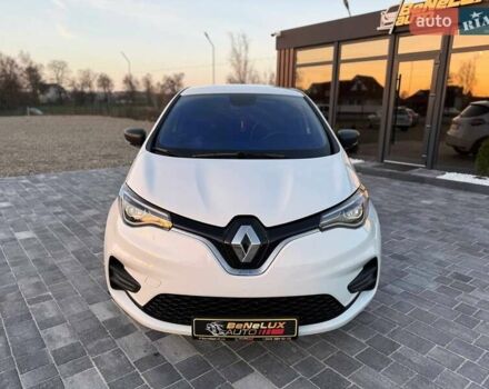 Белый Рено Зое, объемом двигателя 0 л и пробегом 92 тыс. км за 11499 $, фото 2 на Automoto.ua
