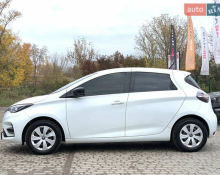 Белый Рено Зое, объемом двигателя 0 л и пробегом 25 тыс. км за 12499 $, фото 11 на Automoto.ua
