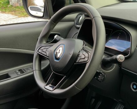 Белый Рено Зое, объемом двигателя 0 л и пробегом 66 тыс. км за 12499 $, фото 14 на Automoto.ua