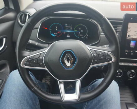 Белый Рено Зое, объемом двигателя 0 л и пробегом 122 тыс. км за 13000 $, фото 29 на Automoto.ua