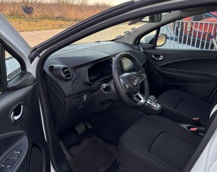 Белый Рено Зое, объемом двигателя 0 л и пробегом 15 тыс. км за 12299 $, фото 14 на Automoto.ua