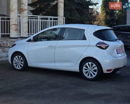 Белый Рено Зое, объемом двигателя 0 л и пробегом 85 тыс. км за 12999 $, фото 7 на Automoto.ua