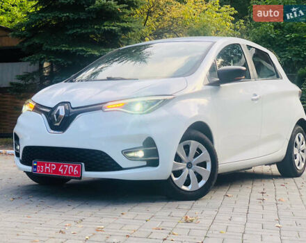 Белый Рено Зое, объемом двигателя 0 л и пробегом 38 тыс. км за 11999 $, фото 34 на Automoto.ua