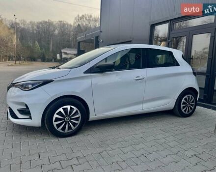 Белый Рено Зое, объемом двигателя 0 л и пробегом 86 тыс. км за 10850 $, фото 30 на Automoto.ua