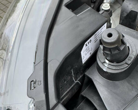 Белый Рено Зое, объемом двигателя 0 л и пробегом 97 тыс. км за 11900 $, фото 48 на Automoto.ua