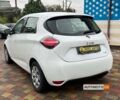 Белый Рено Зое, объемом двигателя 52 л и пробегом 85 тыс. км за 14000 $, фото 4 на Automoto.ua