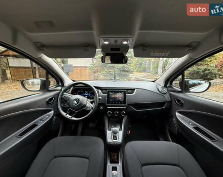 Білий Рено Зое, об'ємом двигуна 0 л та пробігом 30 тис. км за 12300 $, фото 16 на Automoto.ua