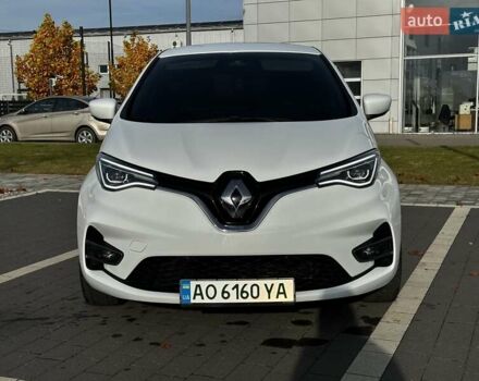 Белый Рено Зое, объемом двигателя 0 л и пробегом 124 тыс. км за 13200 $, фото 2 на Automoto.ua