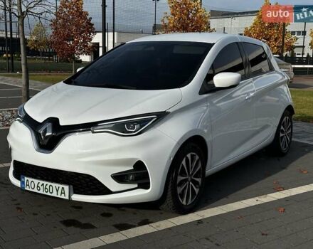 Белый Рено Зое, объемом двигателя 0 л и пробегом 124 тыс. км за 13200 $, фото 7 на Automoto.ua