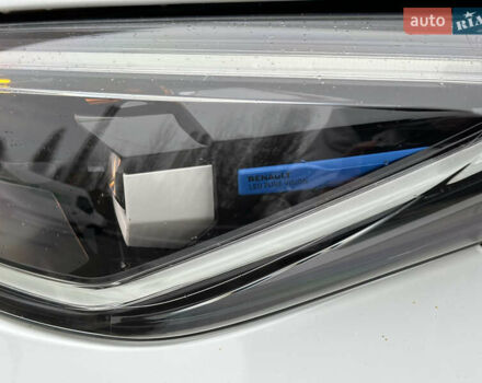 Білий Рено Зое, об'ємом двигуна 0 л та пробігом 77 тис. км за 12990 $, фото 29 на Automoto.ua