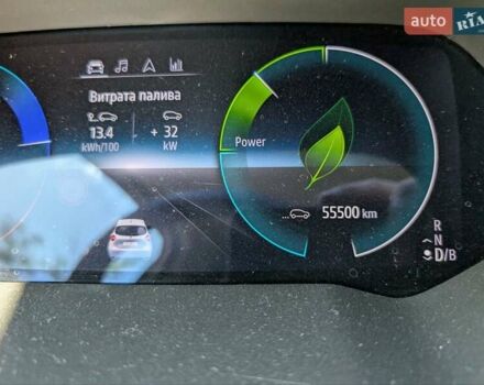 Белый Рено Зое, объемом двигателя 0 л и пробегом 56 тыс. км за 12500 $, фото 17 на Automoto.ua