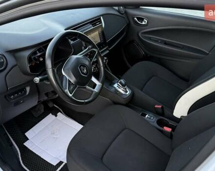 Рено Зое 2020 в Тернополе на Automoto.ua Белый Рено Зое, объемом двигателя 0 л и пробегом 104 тыс. км за 12499 $, фото 19 на Automoto.ua
