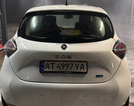 Белый Рено Зое, объемом двигателя 0 л и пробегом 54 тыс. км за 13500 $, фото 13 на Automoto.ua