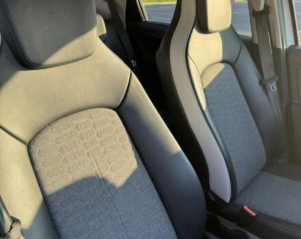 Белый Рено Зое, объемом двигателя 0 л и пробегом 74 тыс. км за 13499 $, фото 26 на Automoto.ua