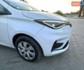 Белый Рено Зое, объемом двигателя 0 л и пробегом 124 тыс. км за 11300 $, фото 2 на Automoto.ua