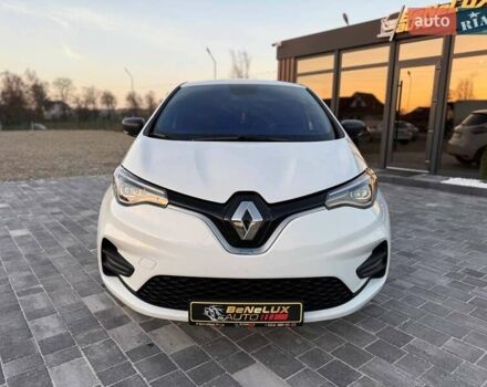 Белый Рено Зое, объемом двигателя 0 л и пробегом 92 тыс. км за 11499 $, фото 3 на Automoto.ua