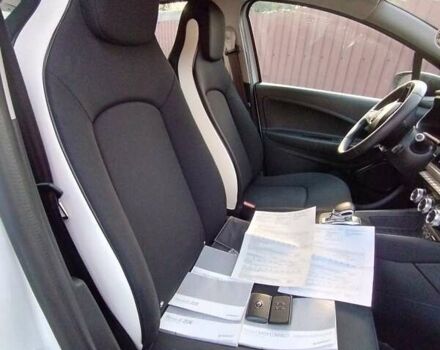 Рено Зое 2020 в Виннице на Automoto.ua Белый Рено Зое, объемом двигателя 0 л и пробегом 34 тыс. км за 13500 $, фото 10 на Automoto.ua